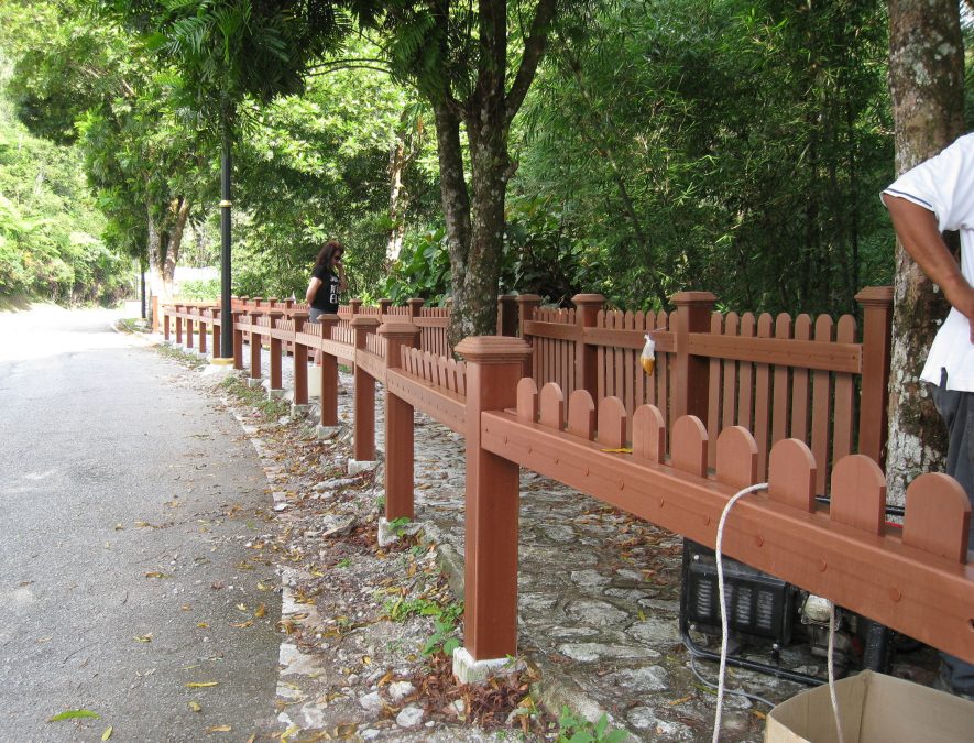 Fraser Hill – Side Walkway